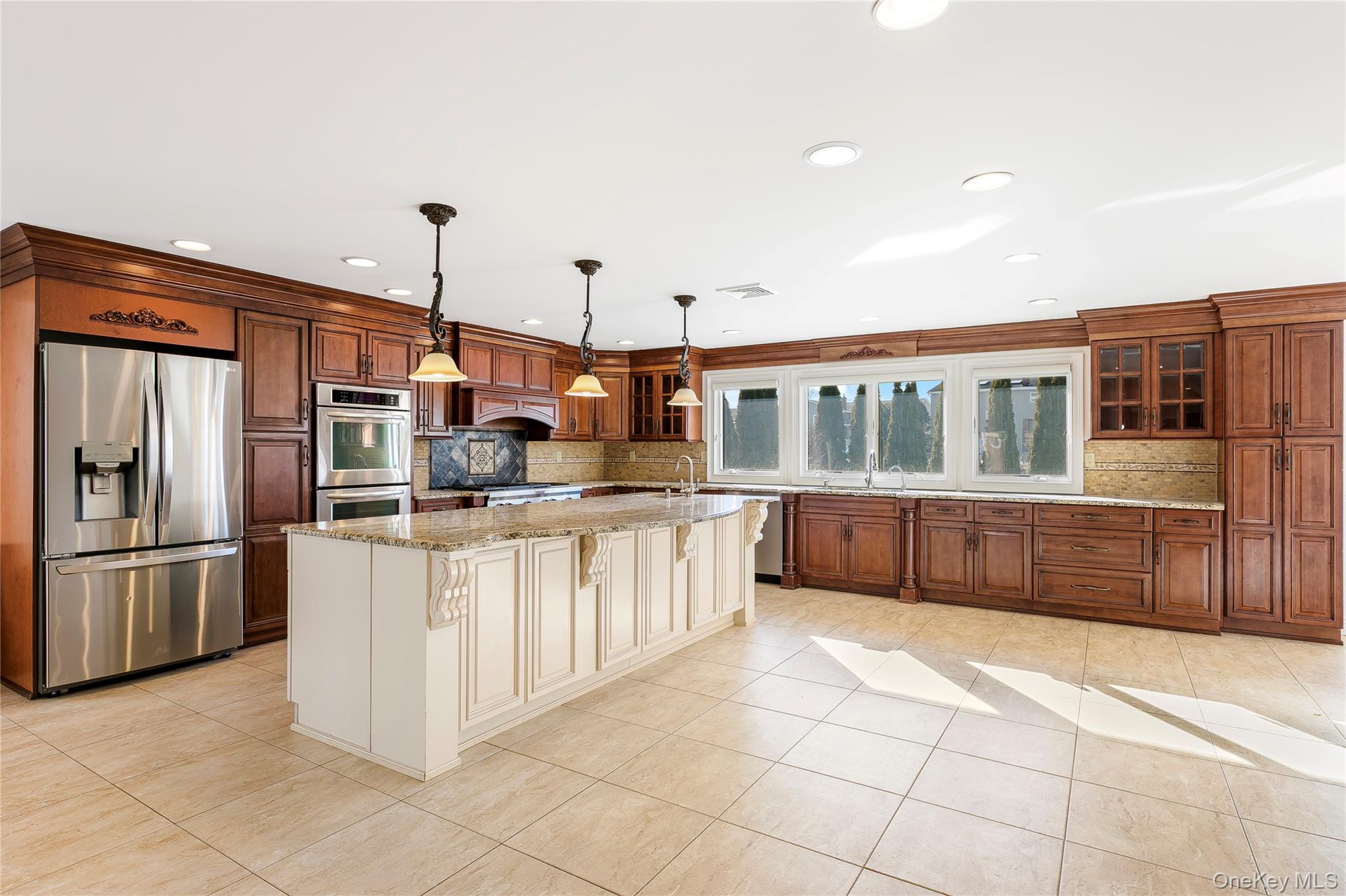 2904 Riverside Drive Wantagh, NY 11793 - Photo 6 of 19
