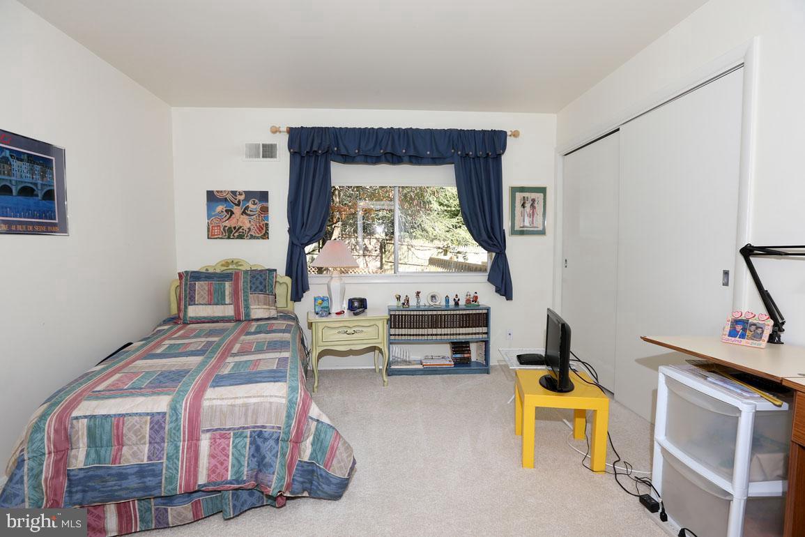 6900 Heatherhill Road Bethesda, MD 20817 - Photo 22 of 30