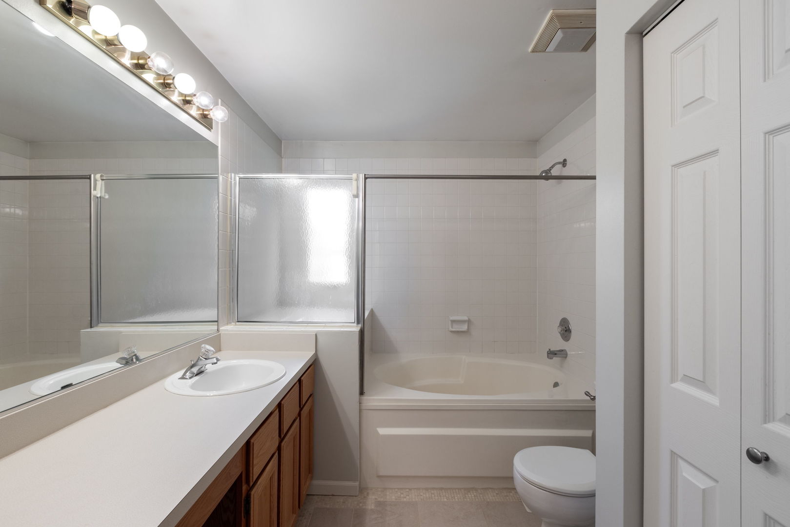 1059 Ridgefield Circle Carol Stream, IL 60188 - Photo 20 of 24