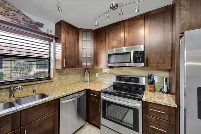 $299,000 | 9950 Pyracantha Tree Terrace, Unit A, Boynton Beach, FL 33436