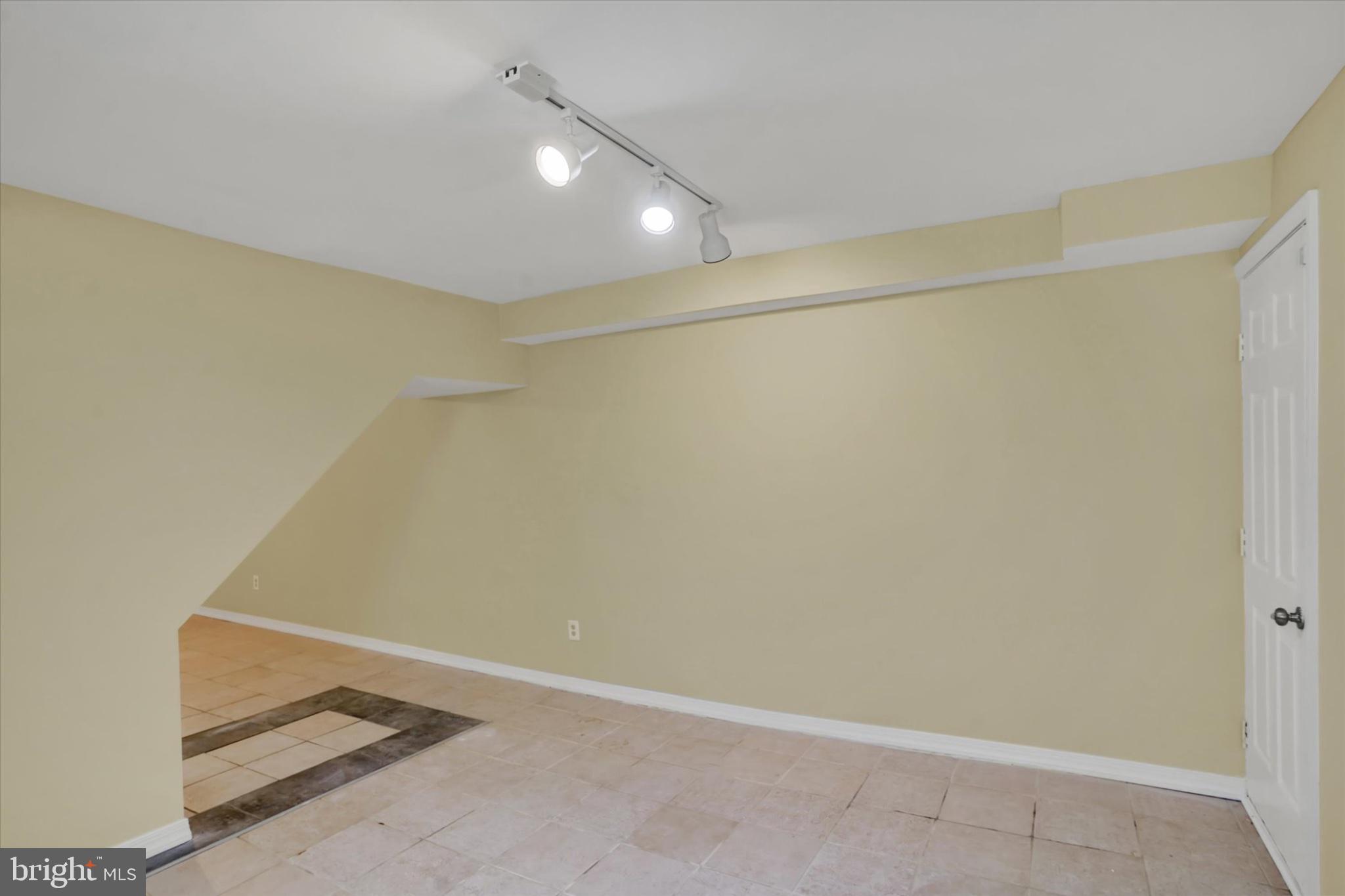 127 West Washington Lane Philadelphia, PA 19144 - Photo 26 of 29 Versatile space with modern lighting.