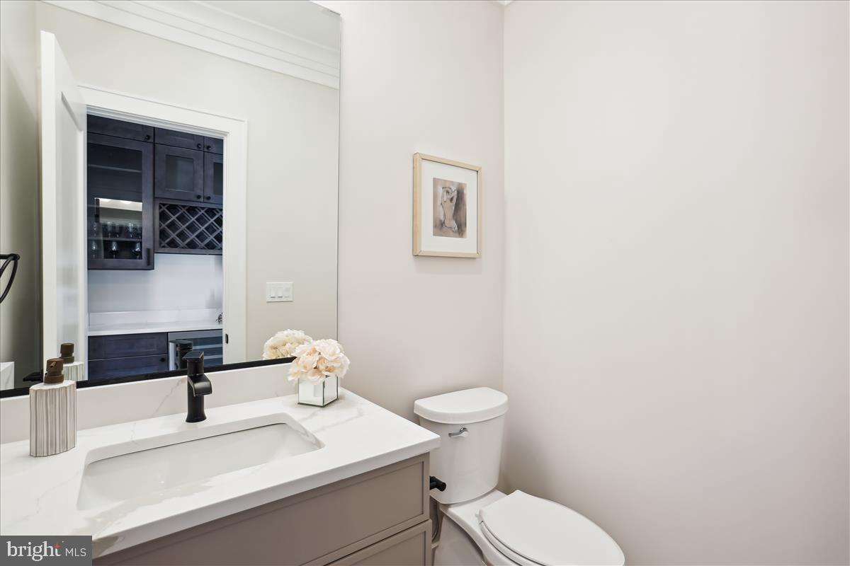 6419 Winnepeg Road Bethesda, MD 20817 - Photo 25 of 66 Powder Room