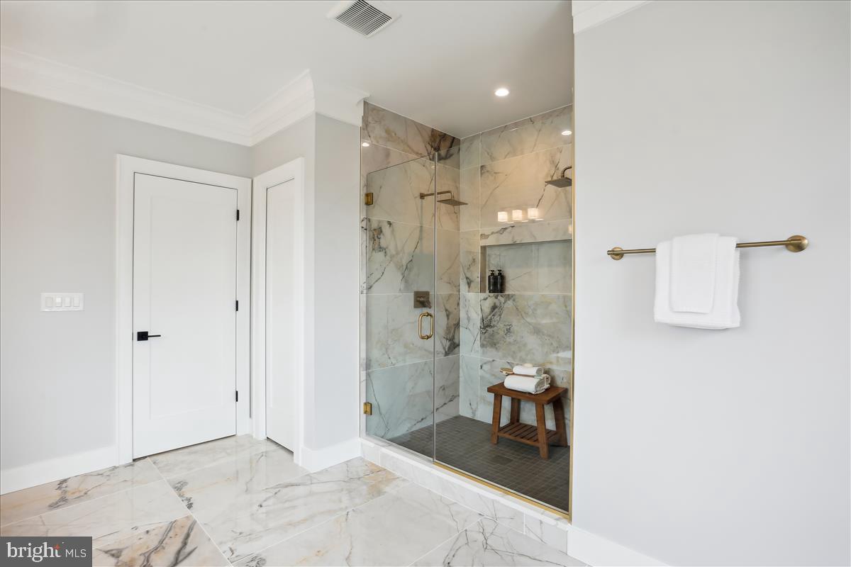 6419 Winnepeg Road Bethesda, MD 20817 - Photo 36 of 66 Gallery Image 36