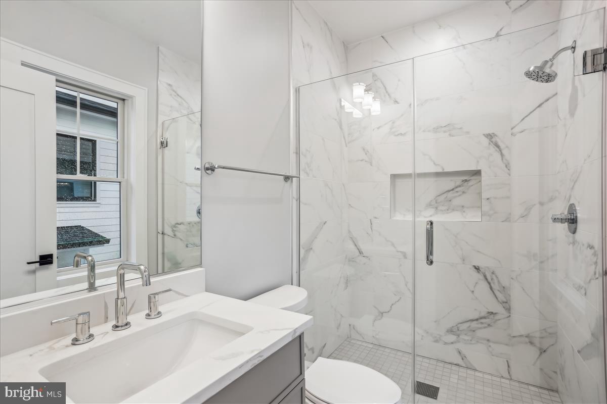 6419 Winnepeg Road Bethesda, MD 20817 - Photo 43 of 66 Bathroom
