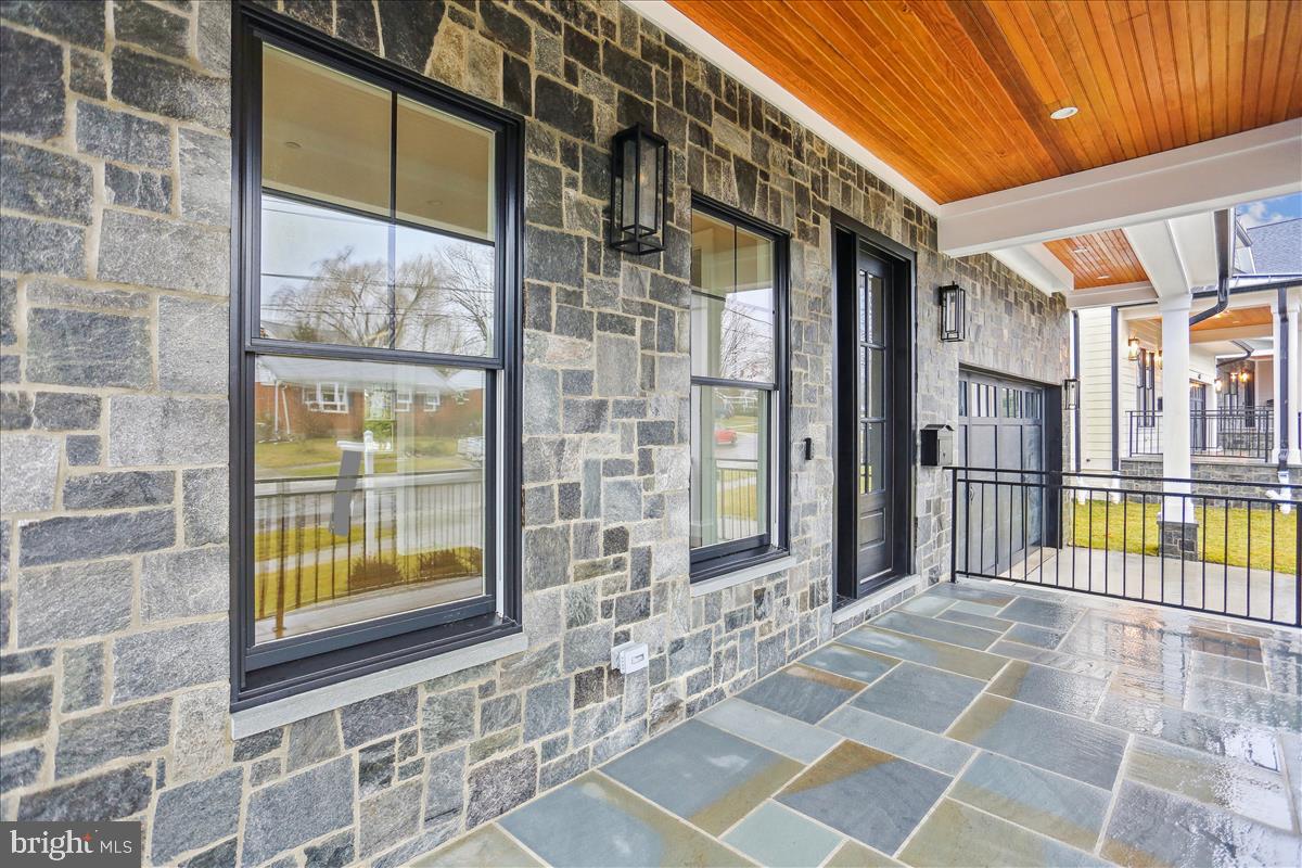 6419 Winnepeg Road Bethesda, MD 20817 - Photo 5 of 66 Front Porch