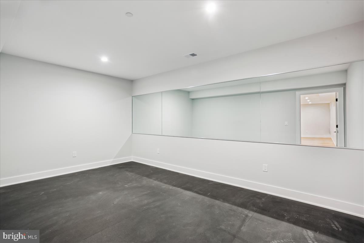 6419 Winnepeg Road Bethesda, MD 20817 - Photo 60 of 66 Exercise Room