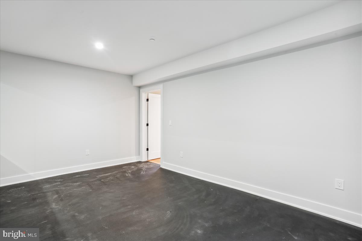 6419 Winnepeg Road Bethesda, MD 20817 - Photo 61 of 66 Exercise Room
