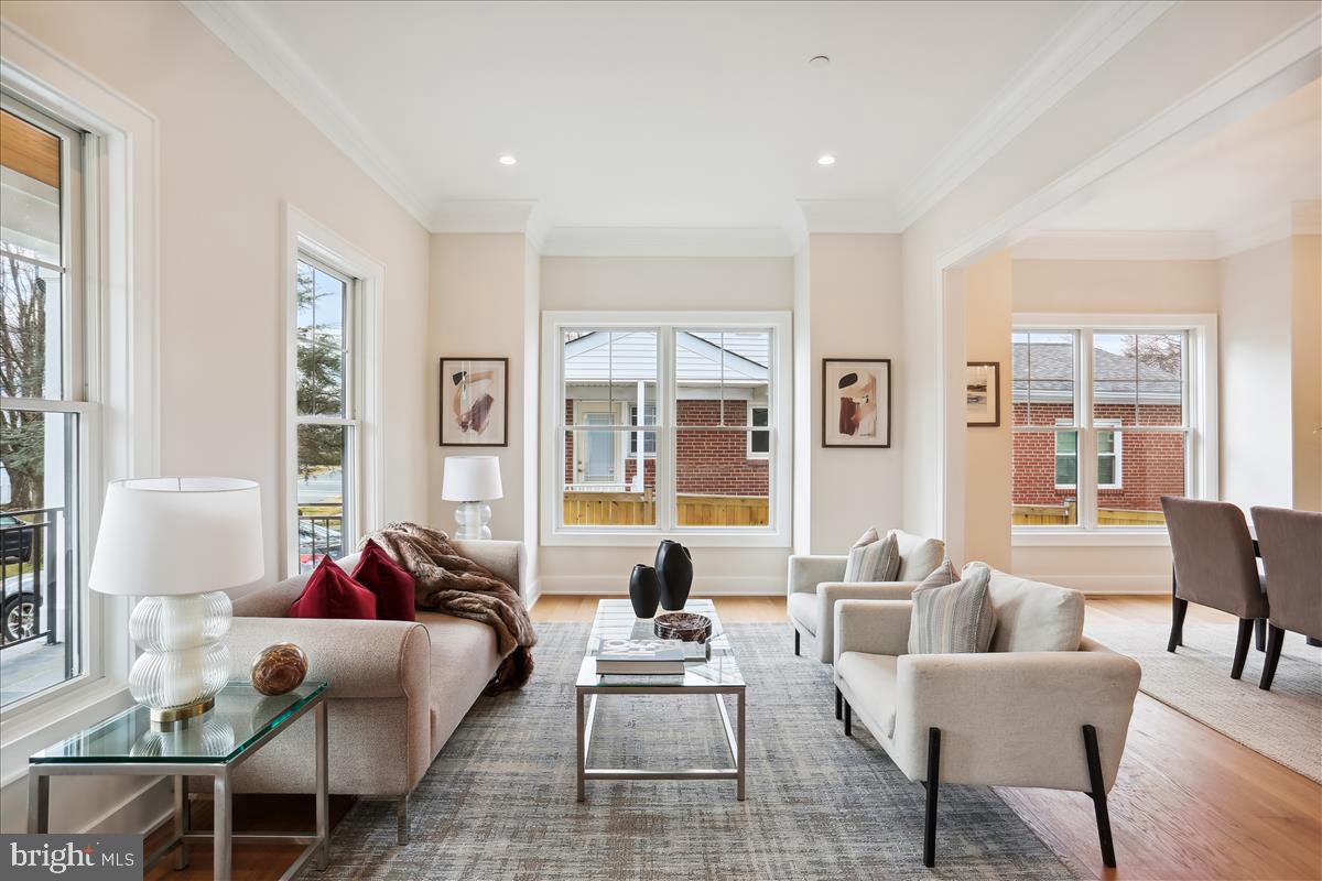 6419 Winnepeg Road Bethesda, MD 20817 - Photo 7 of 66 Gallery Image 7