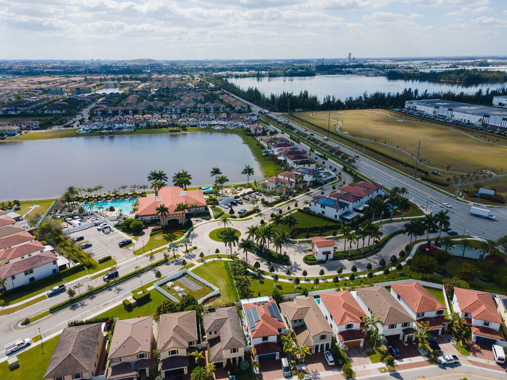 10902 West 33rd Way Hialeah, FL 33018 - Photo 112 of 121 DJI_0976