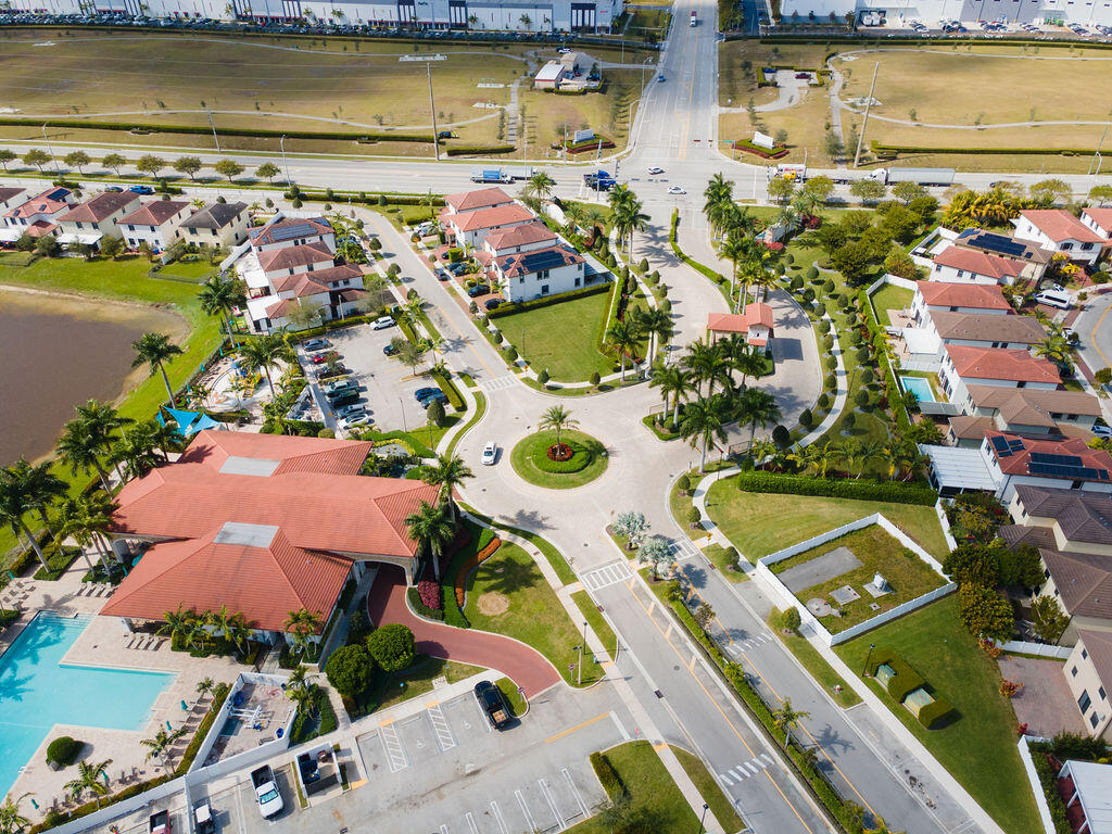 10902 West 33rd Way Hialeah, FL 33018 - Photo 116 of 121 DJI_0980