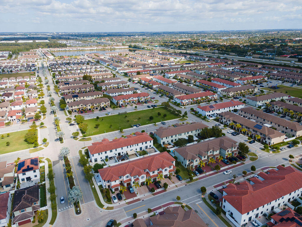 10902 West 33rd Way Hialeah, FL 33018 - Photo 117 of 121 DJI_0981