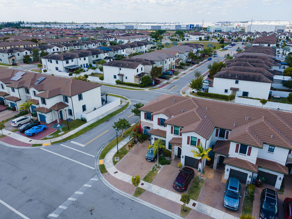 10902 West 33rd Way Hialeah, FL 33018 - Photo 121 of 121 DJI_0991