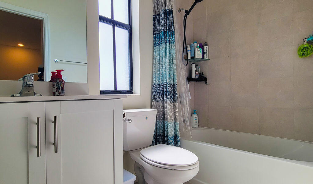 10902 West 33rd Way Hialeah, FL 33018 - Photo 47 of 121 20260209_121801