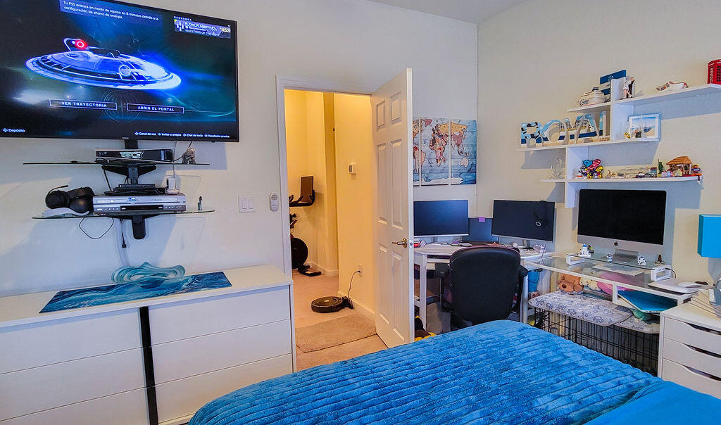 10902 West 33rd Way Hialeah, FL 33018 - Photo 56 of 121 20260209_122017