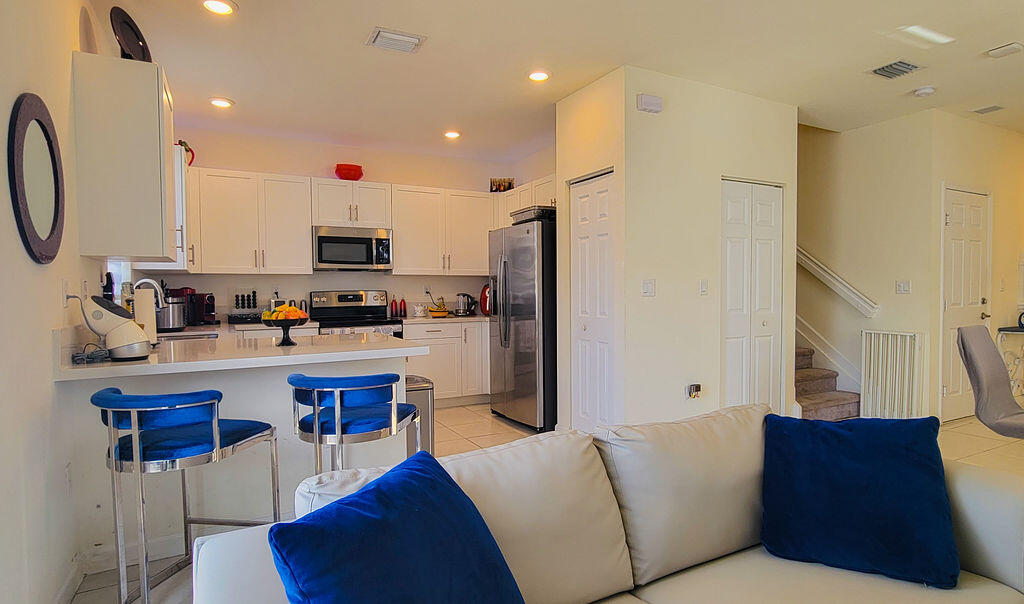 10902 West 33rd Way Hialeah, FL 33018 - Photo 64 of 121 20260209_122642