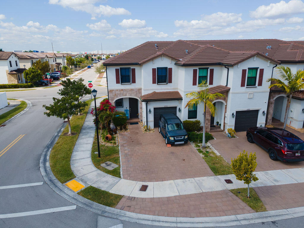 10902 West 33rd Way Hialeah, FL 33018 - Photo 97 of 121 DJI_0962