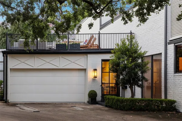 a view of a car garage