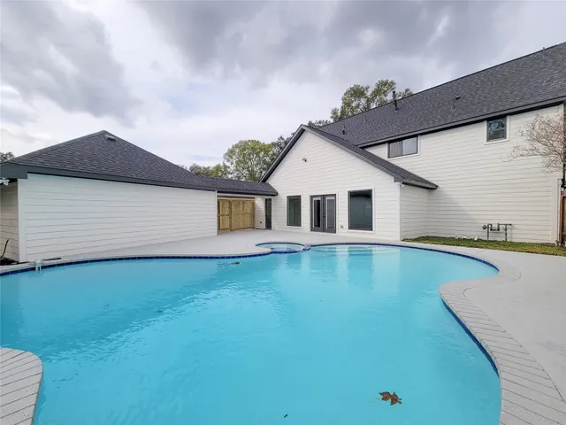 $4,000 | 20223 Laurel Lock Drive, Katy, TX 77450