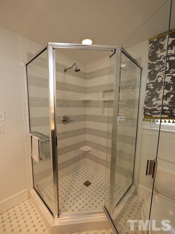 2710 Anderson Drive Raleigh, NC 27608 - Photo 17 of 25