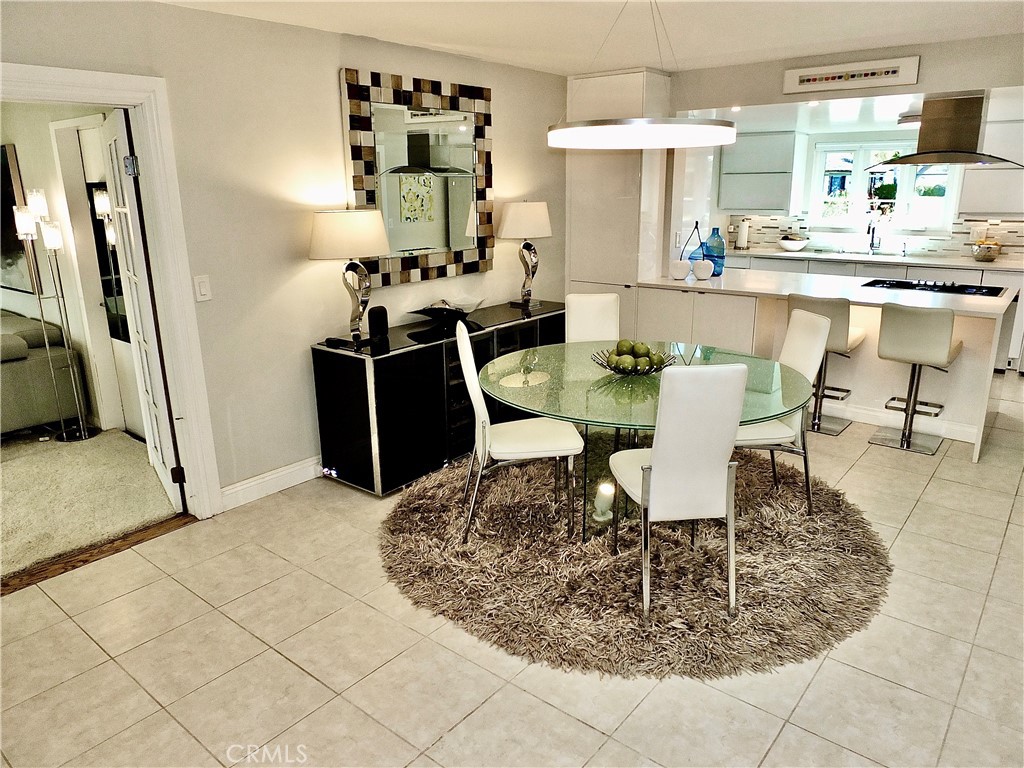 250 Bucknell Road Costa Mesa, CA 92626 - Photo 11 of 52