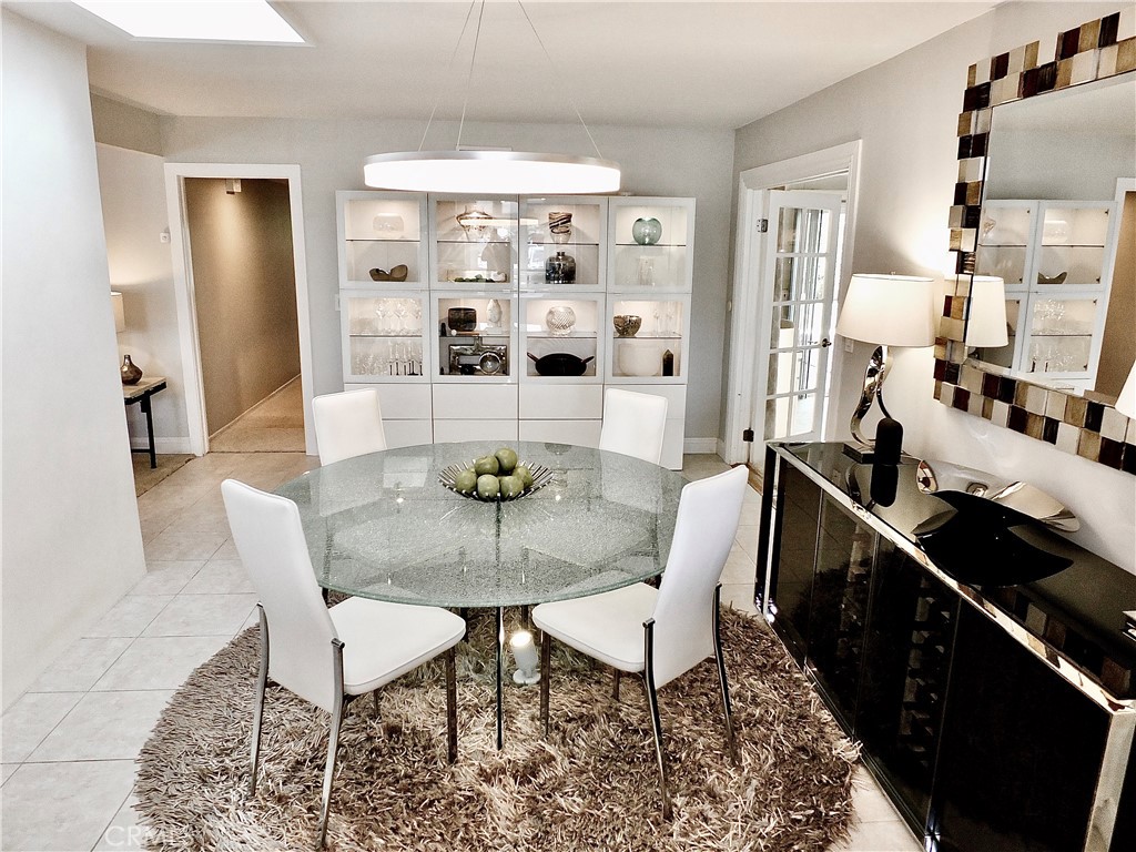 250 Bucknell Road Costa Mesa, CA 92626 - Photo 22 of 52