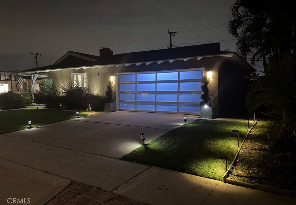 250 Bucknell Road Costa Mesa, CA 92626 - Photo 51 of 52 Great night lights