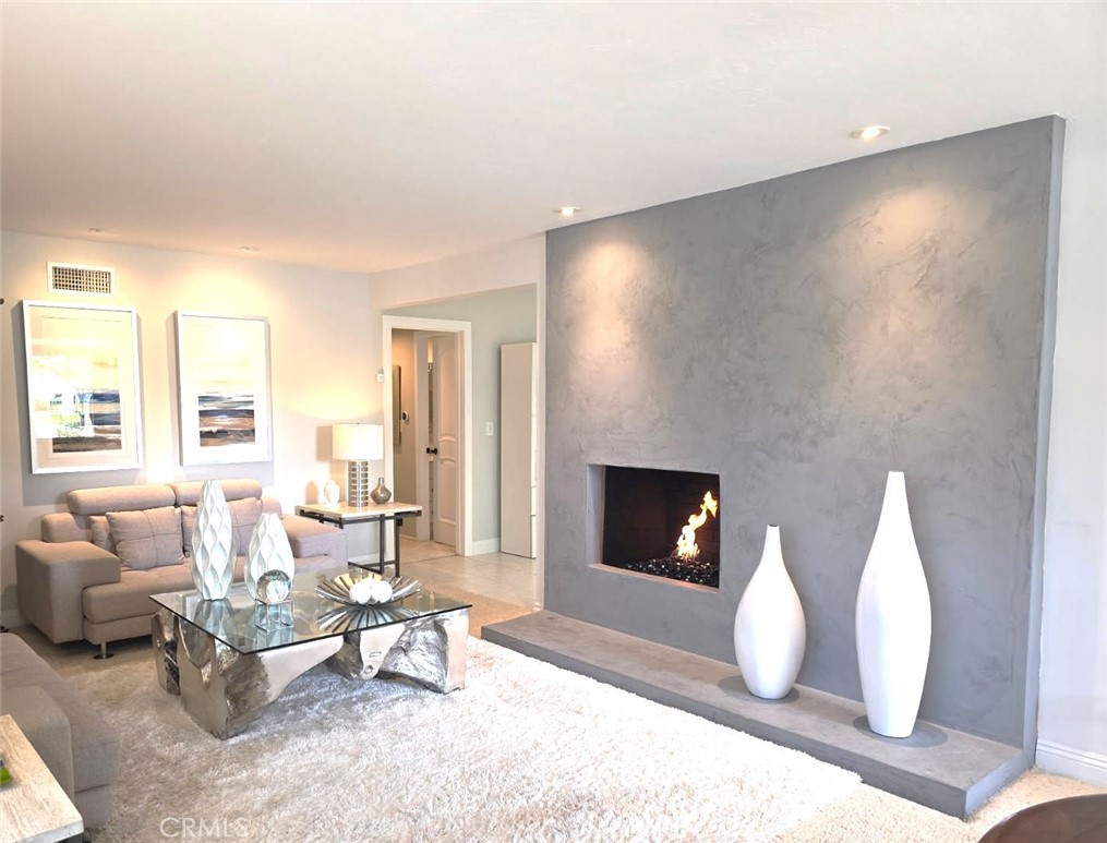 250 Bucknell Road Costa Mesa, CA 92626 - Photo 7 of 52