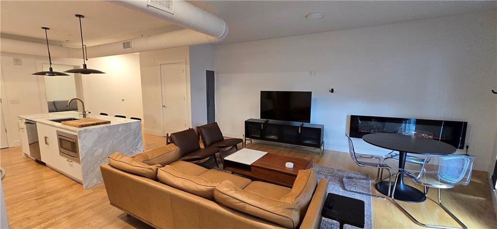 3725 Butler Street, Unit 503 Pittsburgh, PA 15201 - Photo 11 of 34