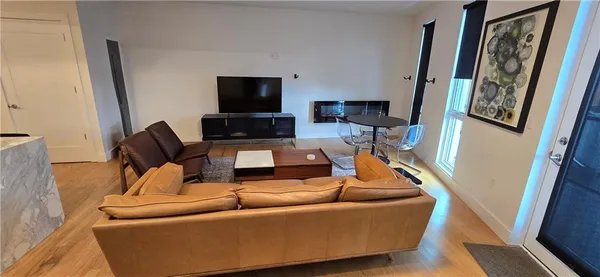 $4,000 | 3725 Butler Street, Unit 503, Pittsburgh, PA 15201