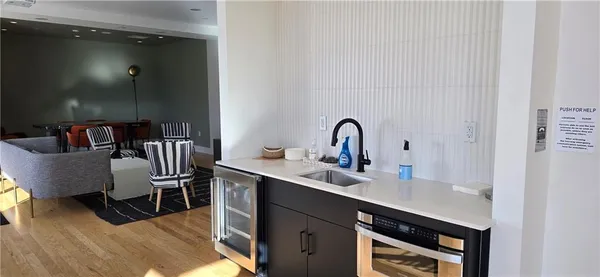 $4,000 | 3725 Butler Street, Unit 503, Pittsburgh, PA 15201