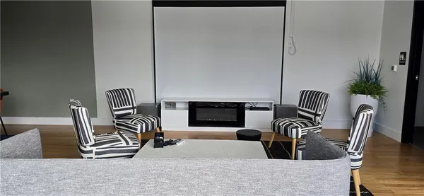 $4,000 | 3725 Butler Street, Unit 503, Pittsburgh, PA 15201