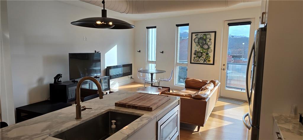 3725 Butler Street, Unit 503 Pittsburgh, PA 15201 - Photo 10 of 34