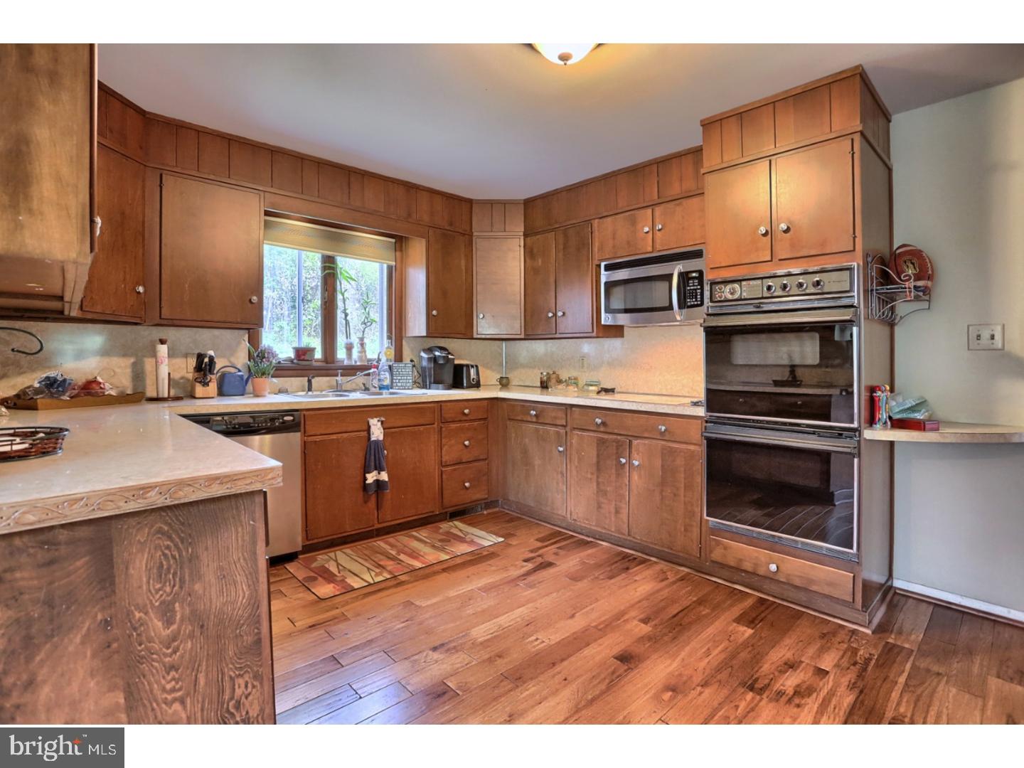 516 Sell Road Mohnton, PA 19540 - Photo 6 of 21