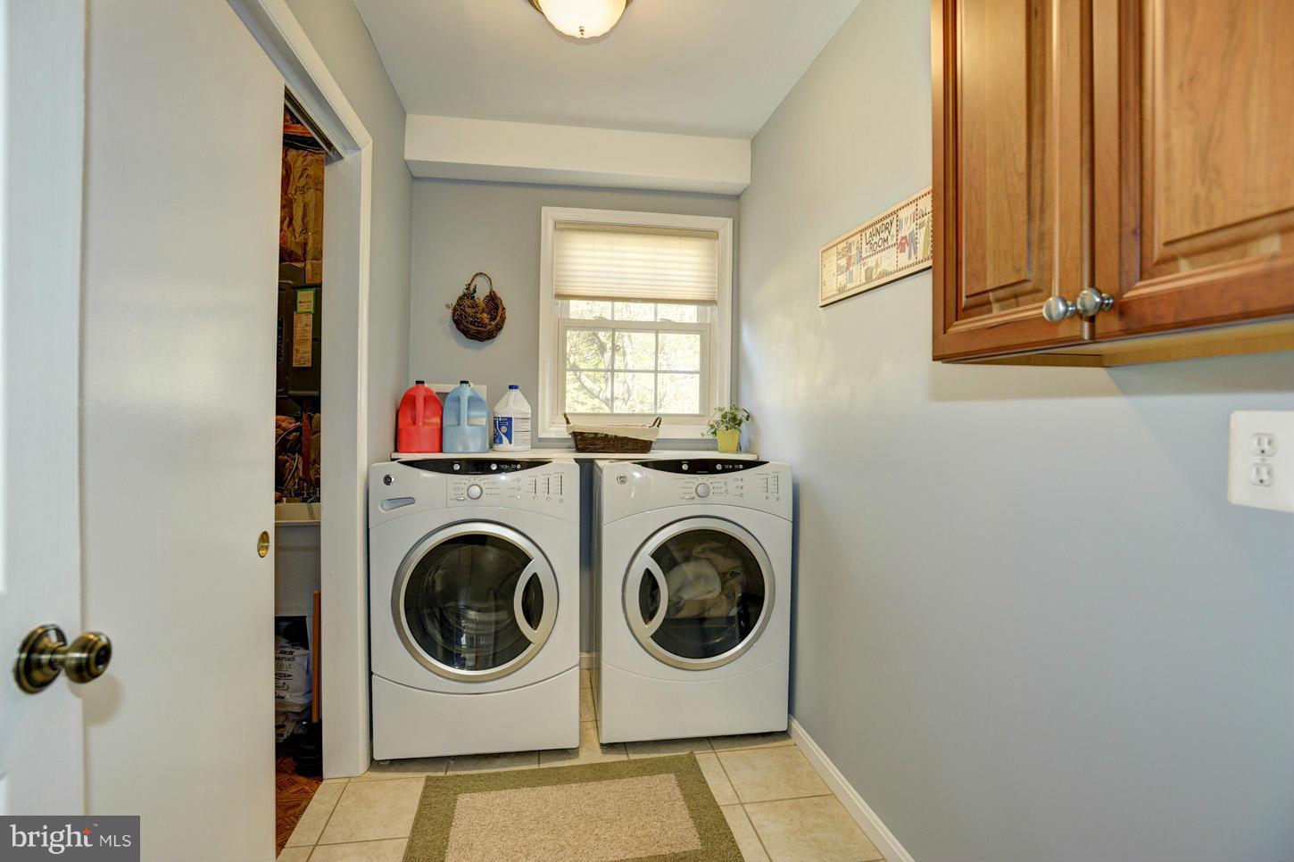 1605 Chester Mill Road Silver Spring, MD 20906 - Photo 17 of 30 Laundry