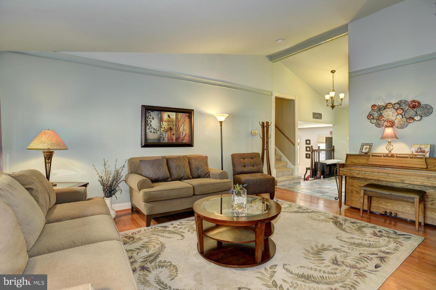 1605 Chester Mill Road Silver Spring, MD 20906 - Photo 4 of 30 Living Room