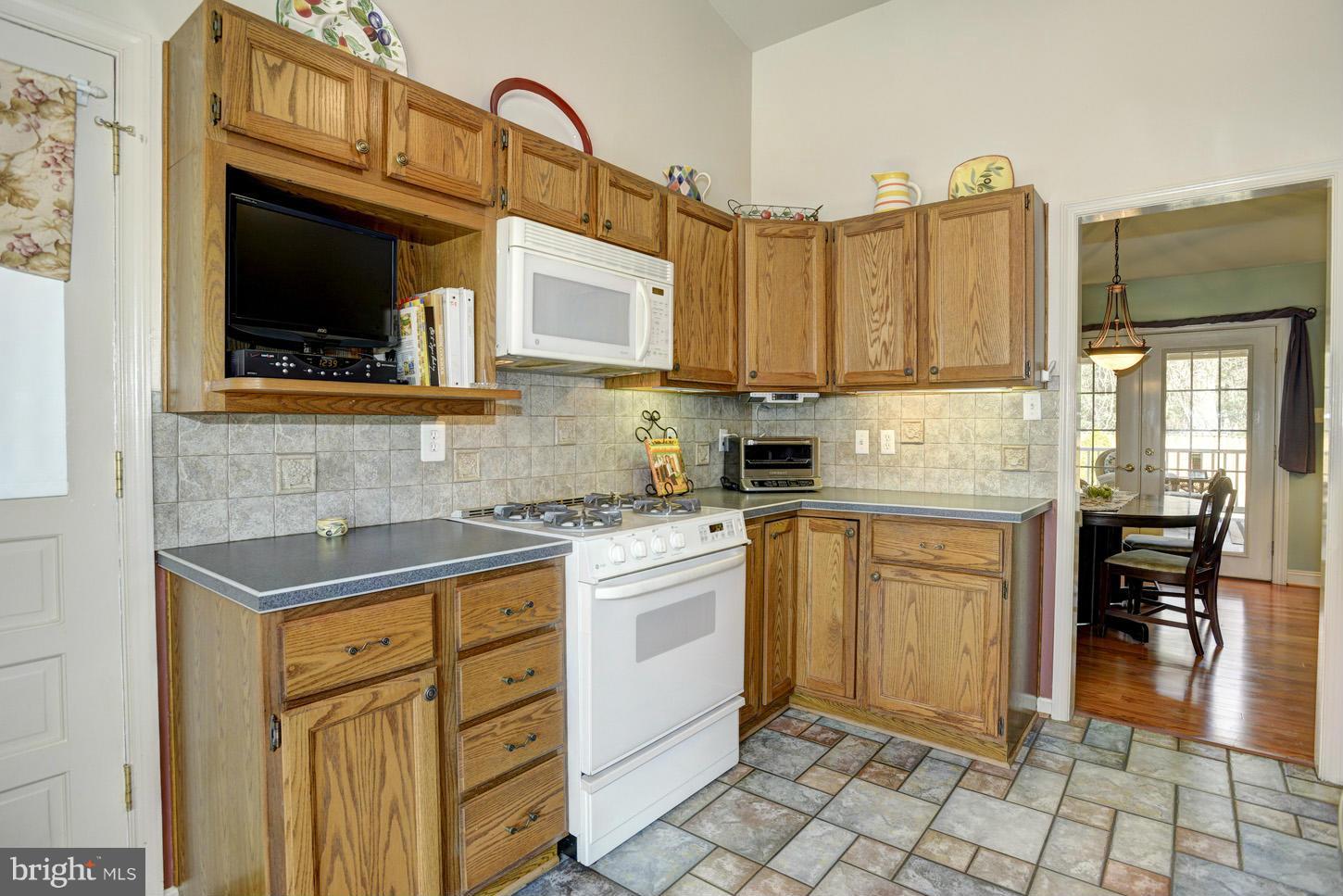 1605 Chester Mill Road Silver Spring, MD 20906 - Photo 9 of 30 Kitchen