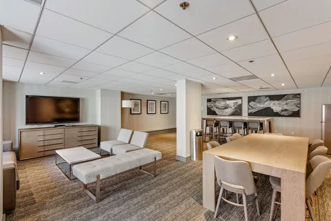 $1,850,000 | 8-12 Museum Way, Unit 2003, Cambridge, MA 02141