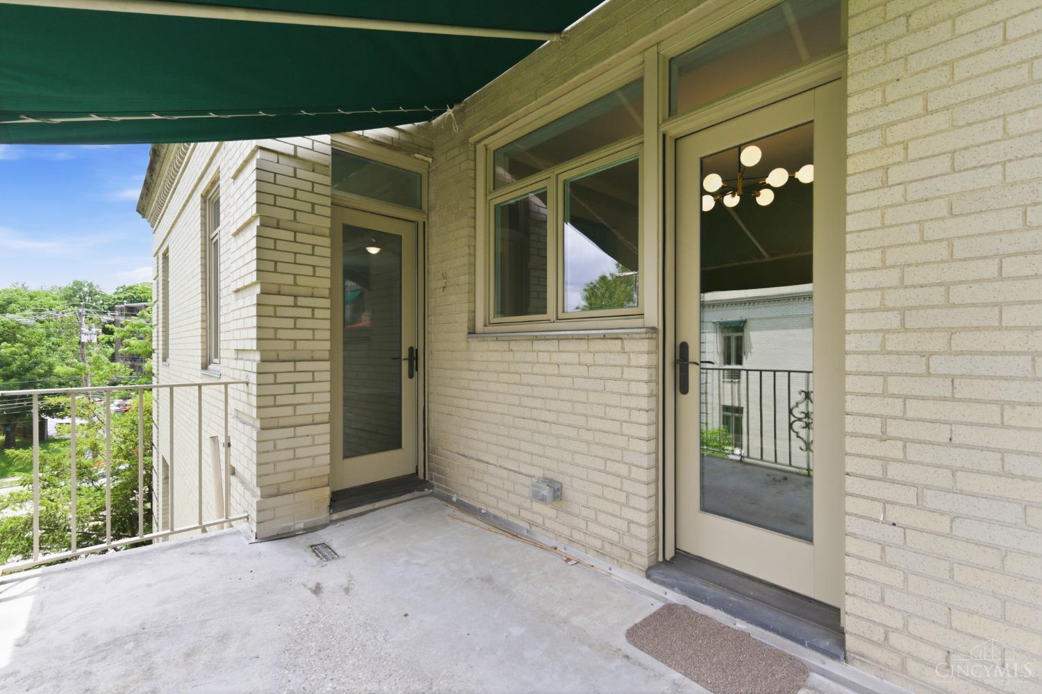 2372 Madison Road, Unit W3D Cincinnati, OH 45208 - Photo 36 of 54