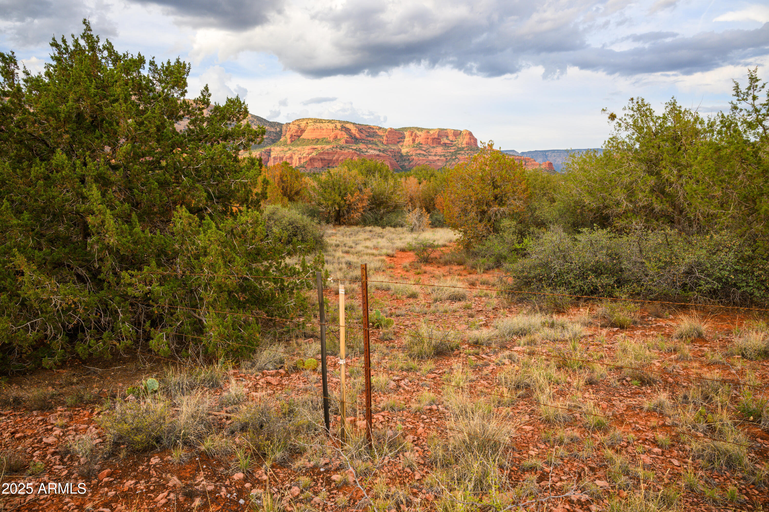 55 Estrella Road, Unit 5 Sedona, AZ 86336 - Photo 39 of 61 a view of a yard
