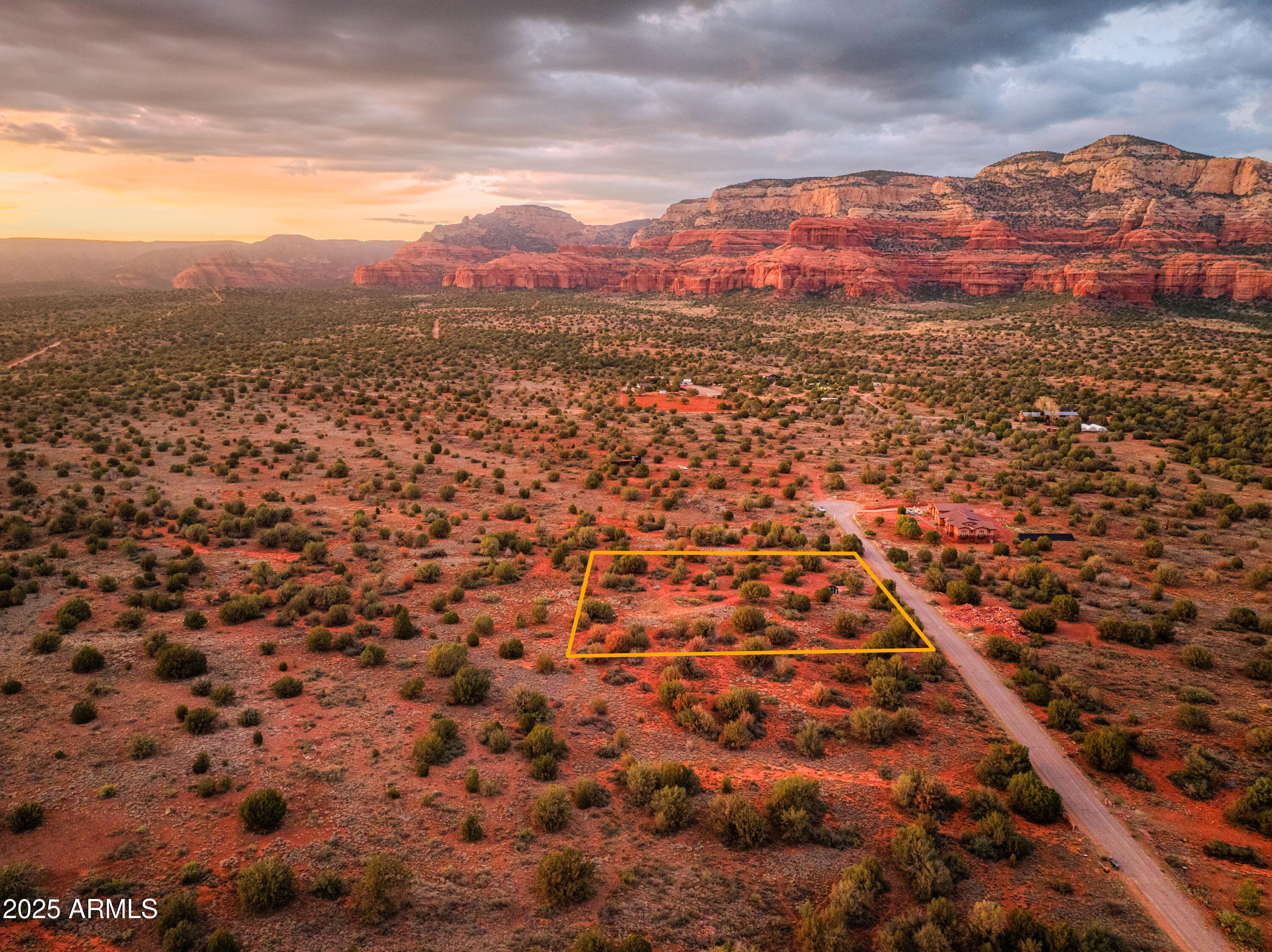 55 Estrella Road, Unit 5 Sedona, AZ 86336 - Photo 5 of 61 a view of city and mountain