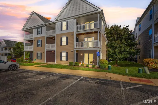 $175,000 | 9740 Bexley Station Drive, Unit 7G, Affton, MO 63123