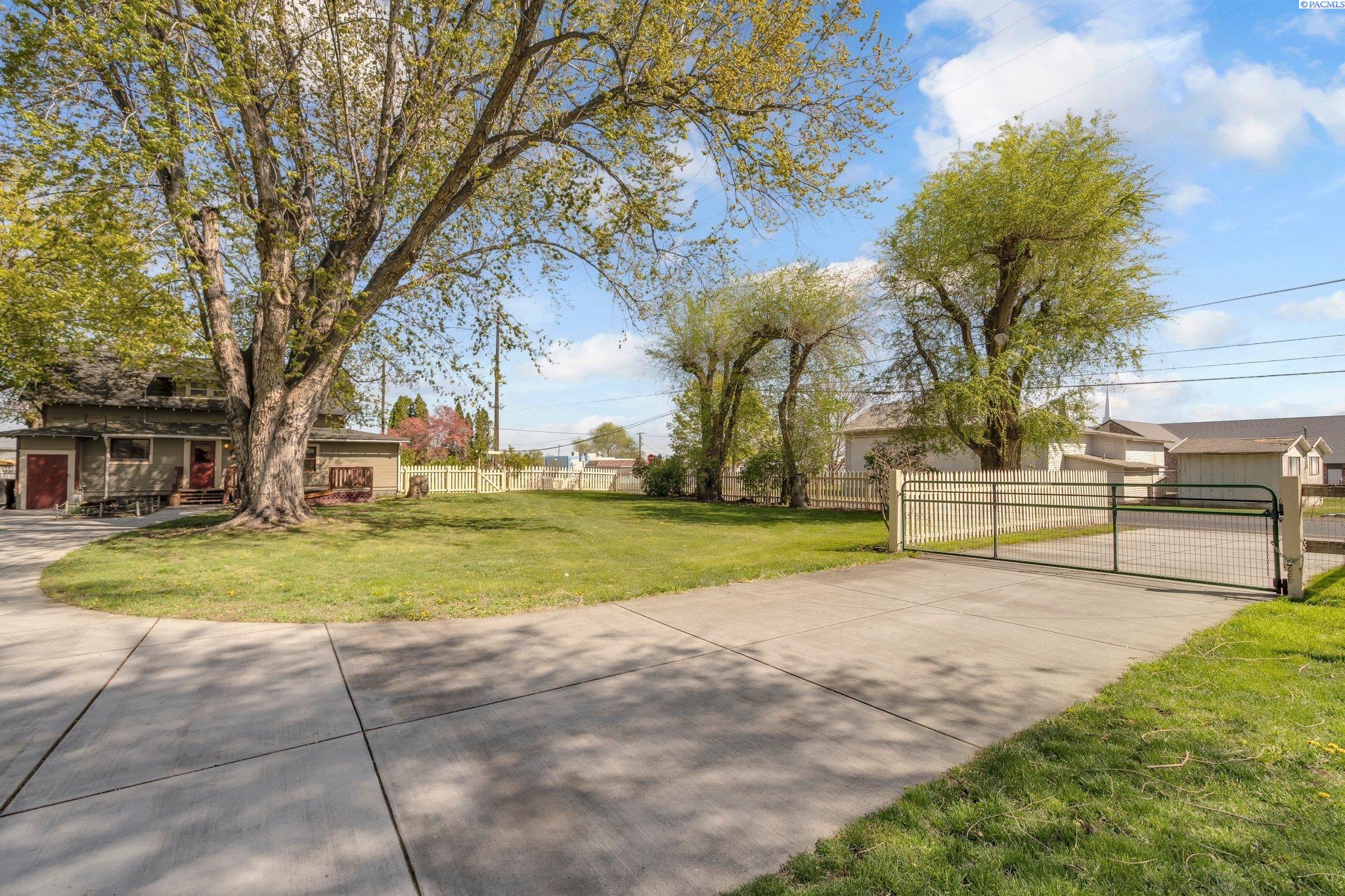 222305 East Game Farm Road Kennewick, WA 99337 - Photo 39 of 50 Gallery Image 39