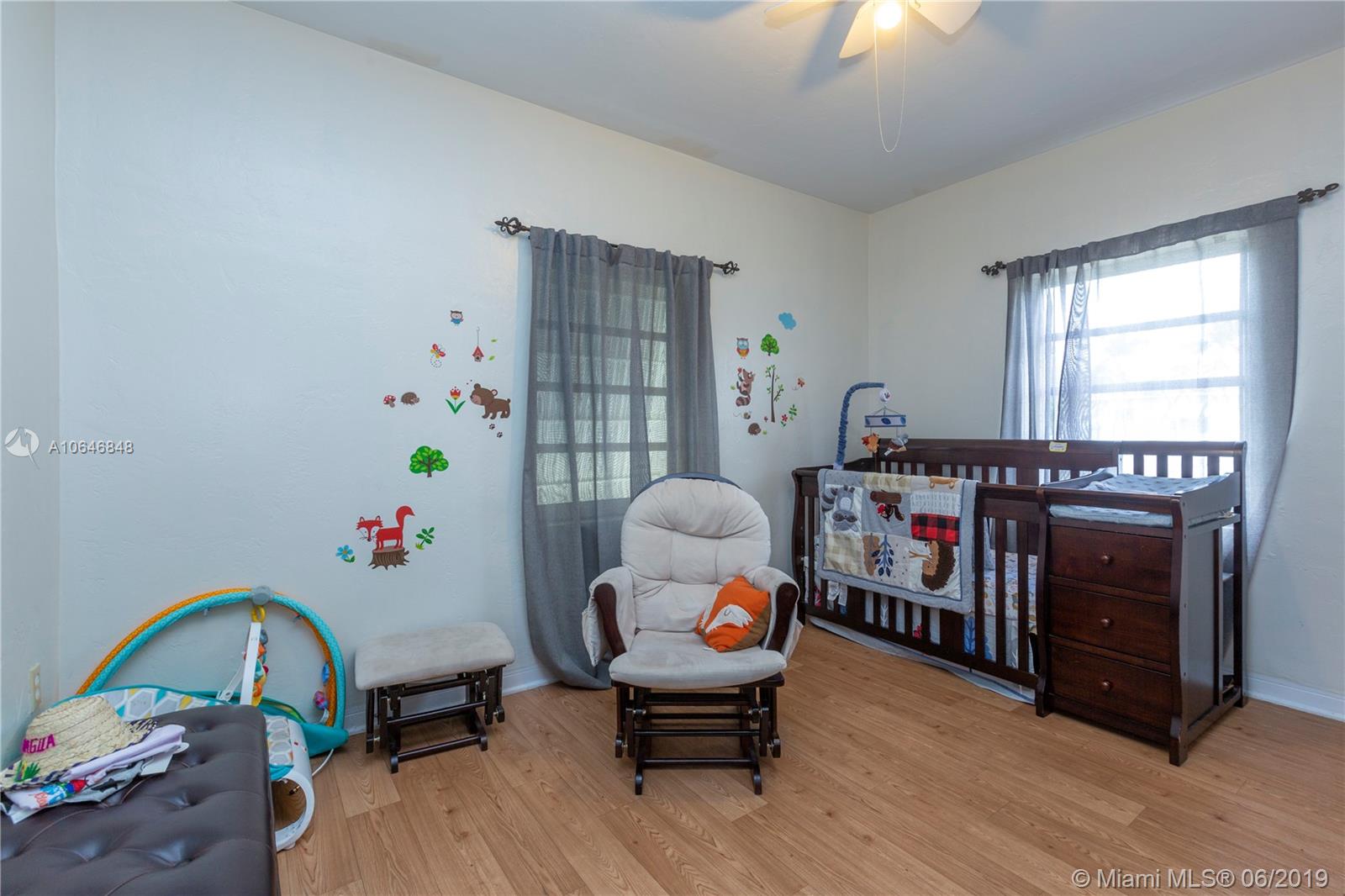 27 Northwest 21st Street Homestead, FL 33030 - Photo 6 of 13 Bedroom