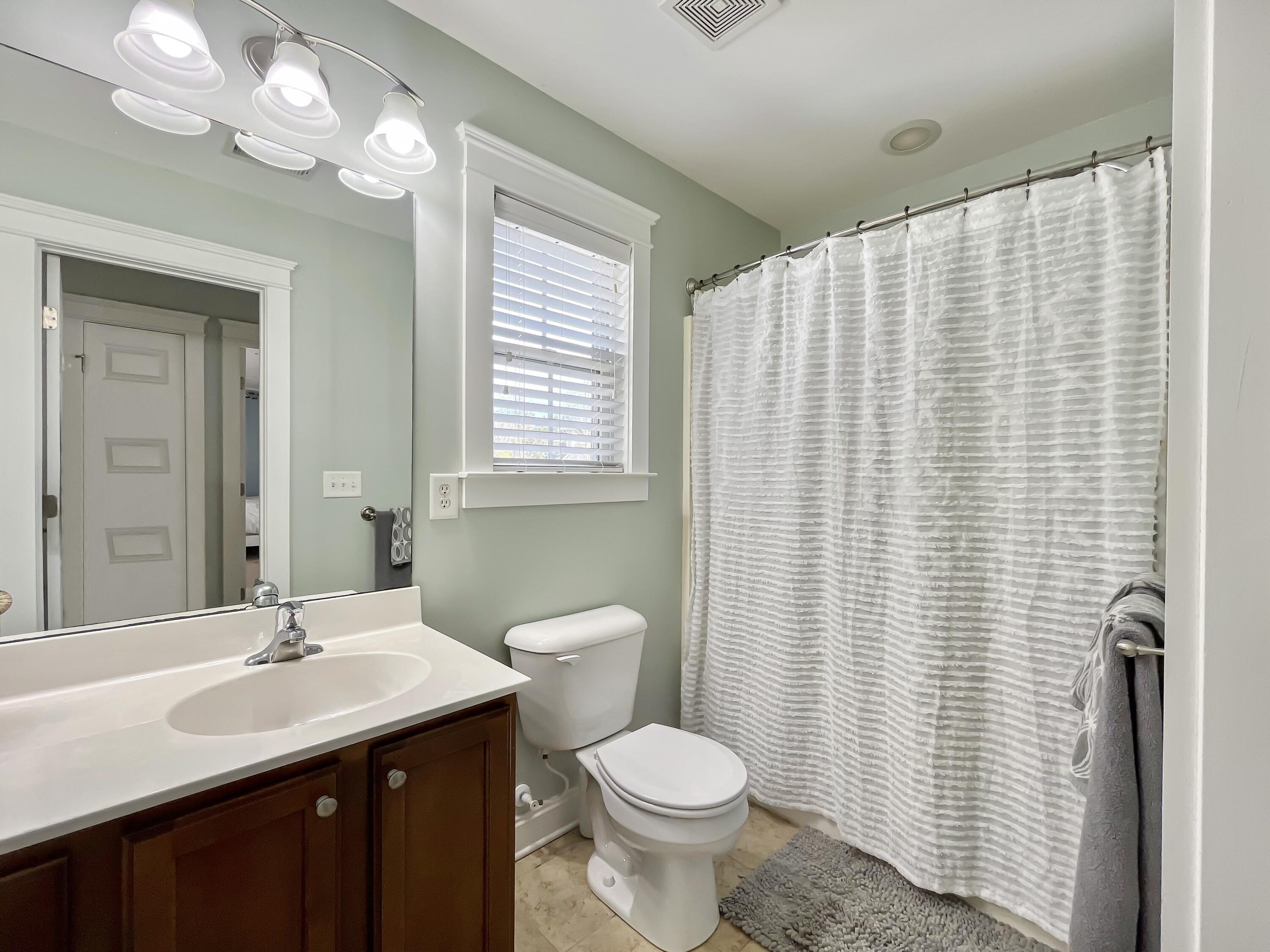 2812 Caitlin's Way Mount Pleasant, SC 29466 - Photo 20 of 37 2nd Floor Bathroom