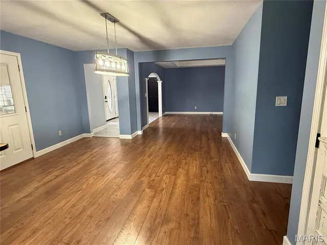 $294,900 | 113 East Wood Street, Shelbina, MO 63468