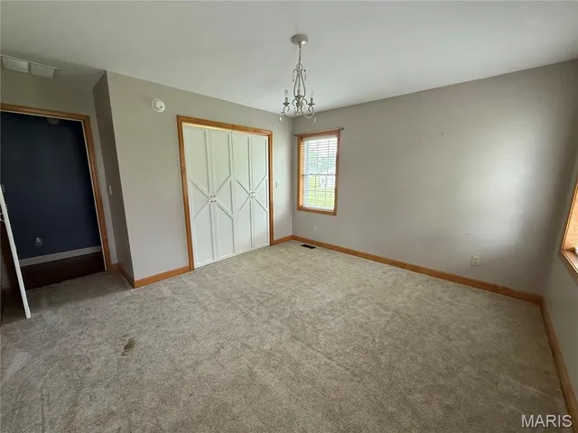 $294,900 | 113 East Wood Street, Shelbina, MO 63468