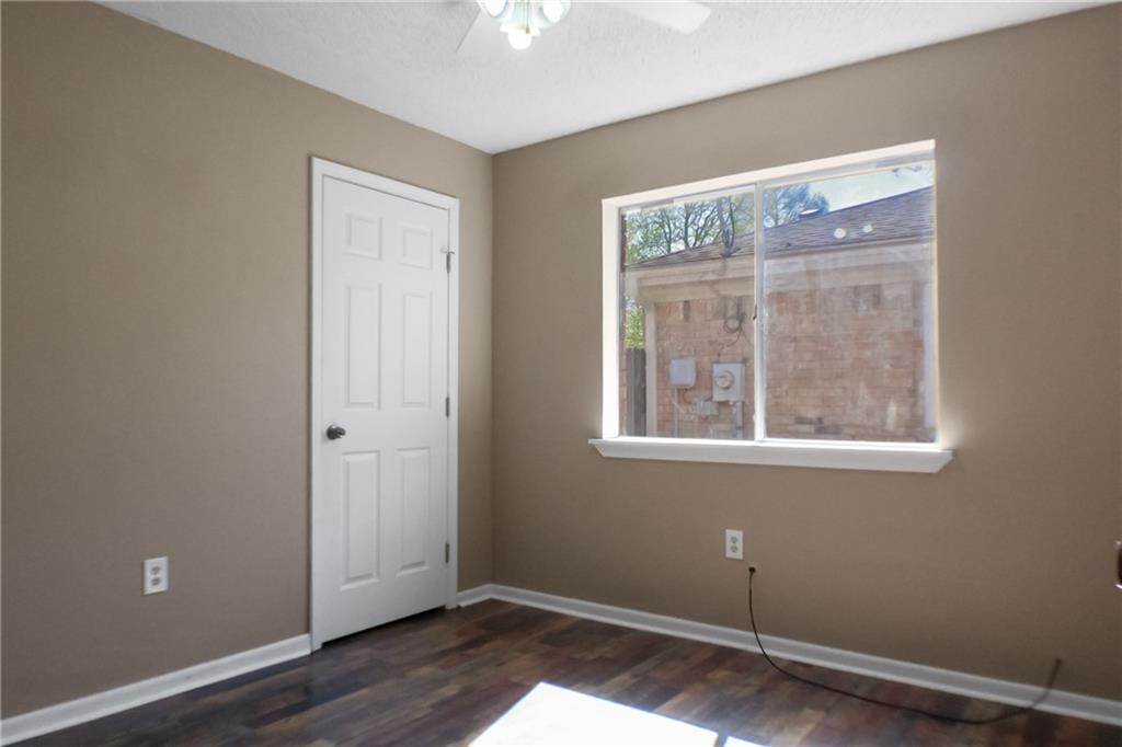 1823 Kings Row Slidell, LA 70461 - Photo 16 of 21 Gallery Image 16