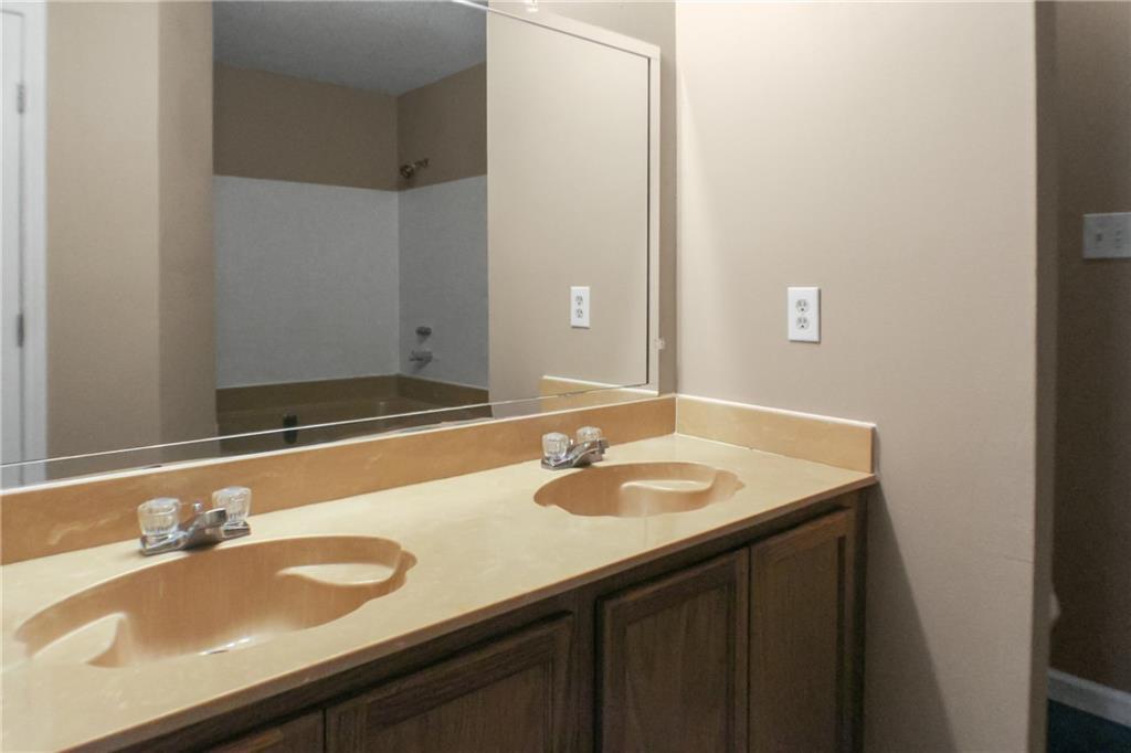 1823 Kings Row Slidell, LA 70461 - Photo 17 of 21 Gallery Image 17