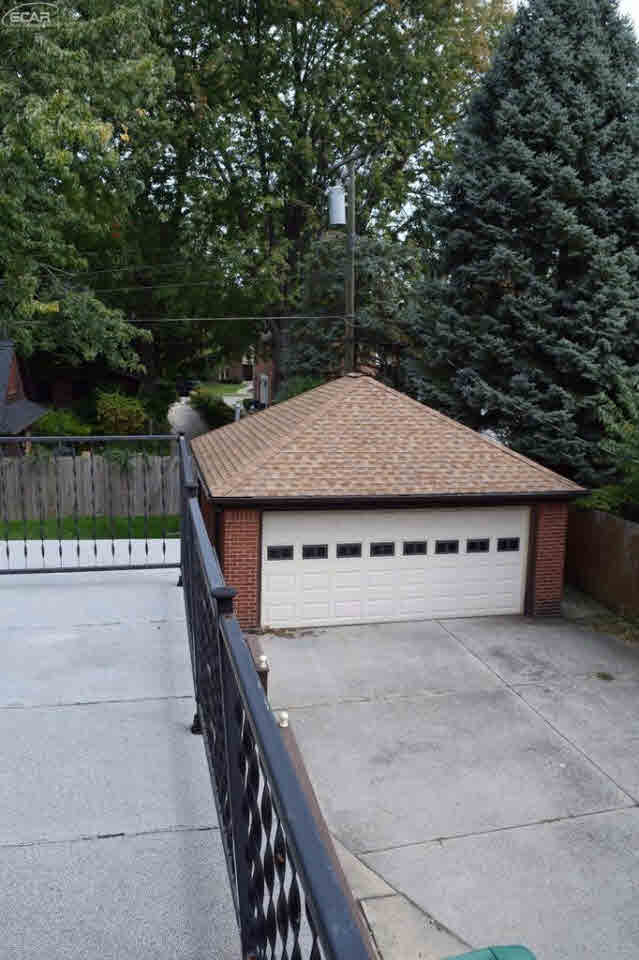 1250 Whittier Road Grosse Pointe, MI 48230 - Photo 57 of 60 21226501-56.JPG