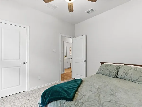 $2,300 | 3616 Kingsgarden Road, Denton, TX 76207